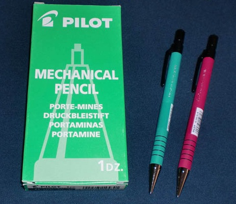 pensil picit pilot